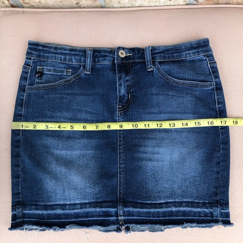 KanCan Stretchy Cotton Distressed Raw Hem Medium Wash Mini Jean Skirt 9/28